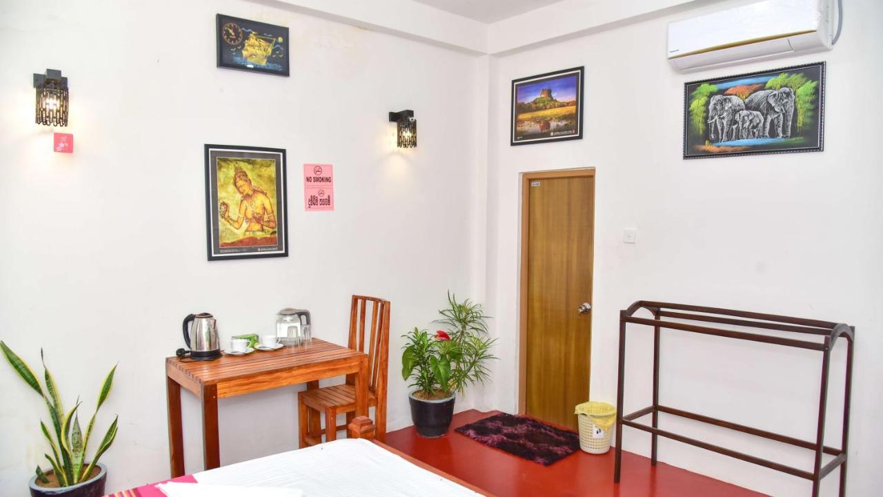 Smashing Inn Dambulla Bagian luar foto