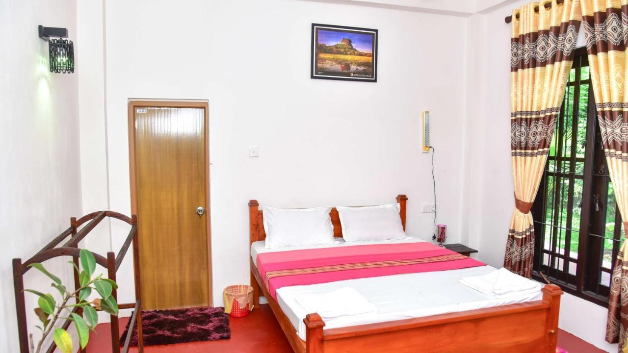 Smashing Inn Dambulla Bagian luar foto